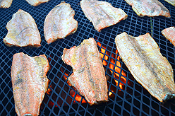 LAURELHURST SALMON BAKE 2013